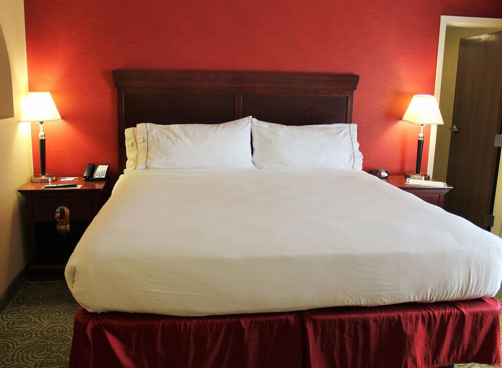Holiday Inn Express & Suites Troy By Ihg Extérieur photo
