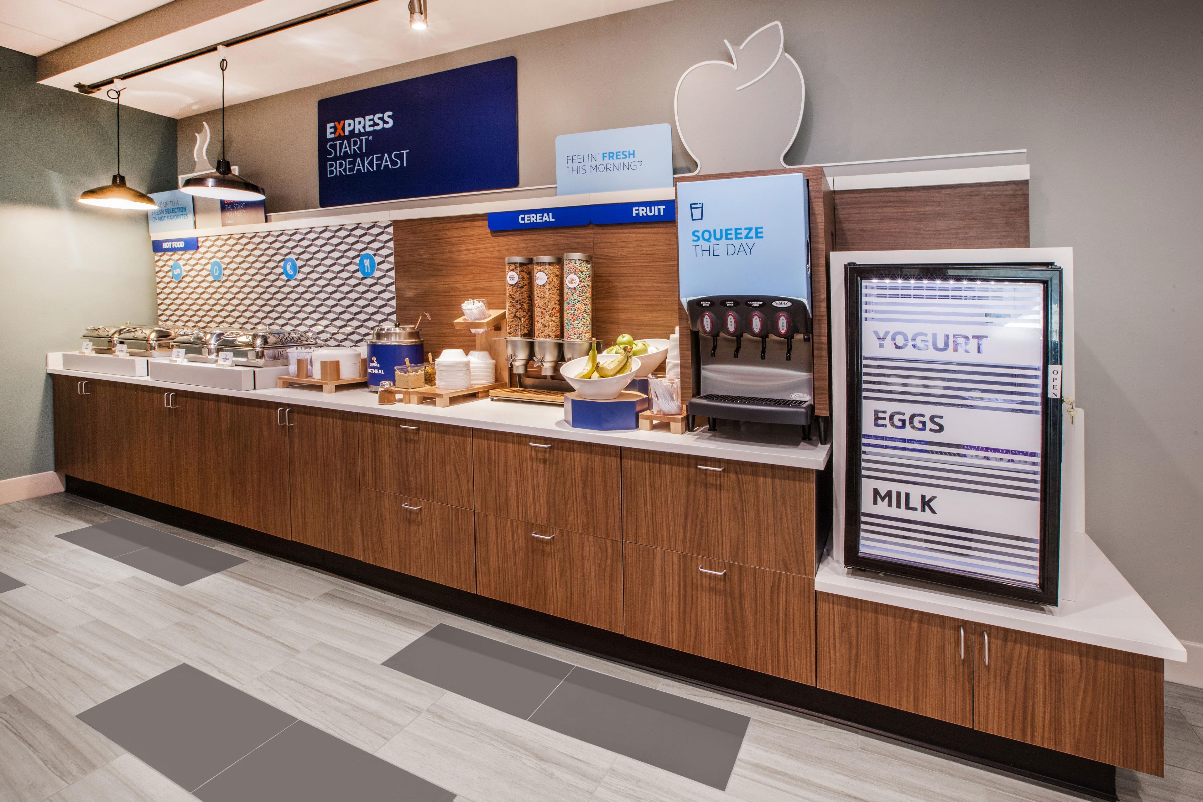 Holiday Inn Express & Suites Troy By Ihg Extérieur photo