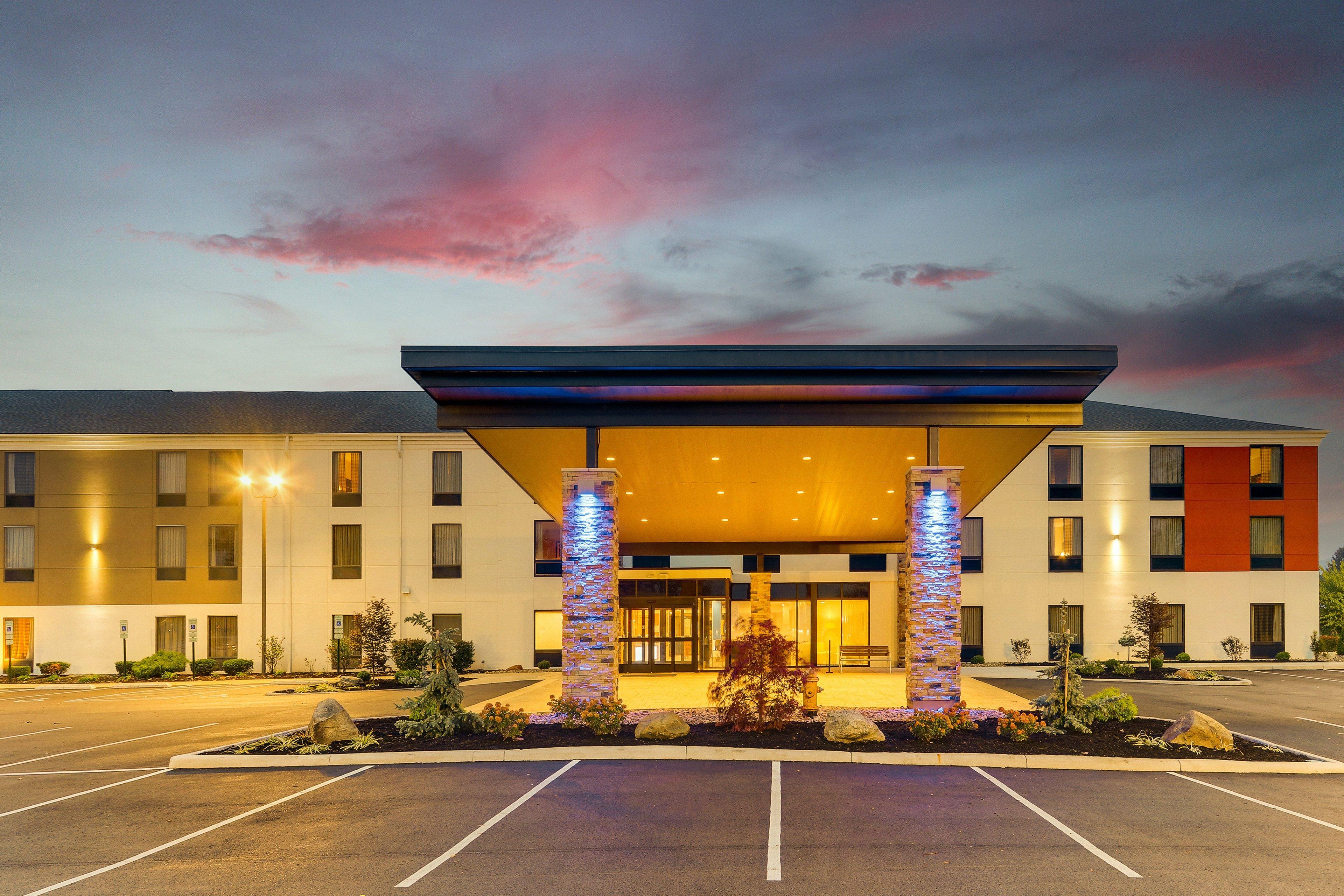 Holiday Inn Express & Suites Troy By Ihg Extérieur photo
