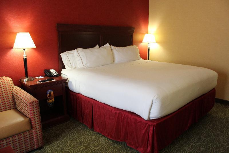 Holiday Inn Express & Suites Troy By Ihg Extérieur photo