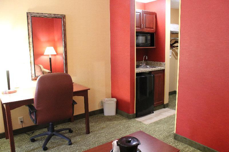 Holiday Inn Express & Suites Troy By Ihg Extérieur photo